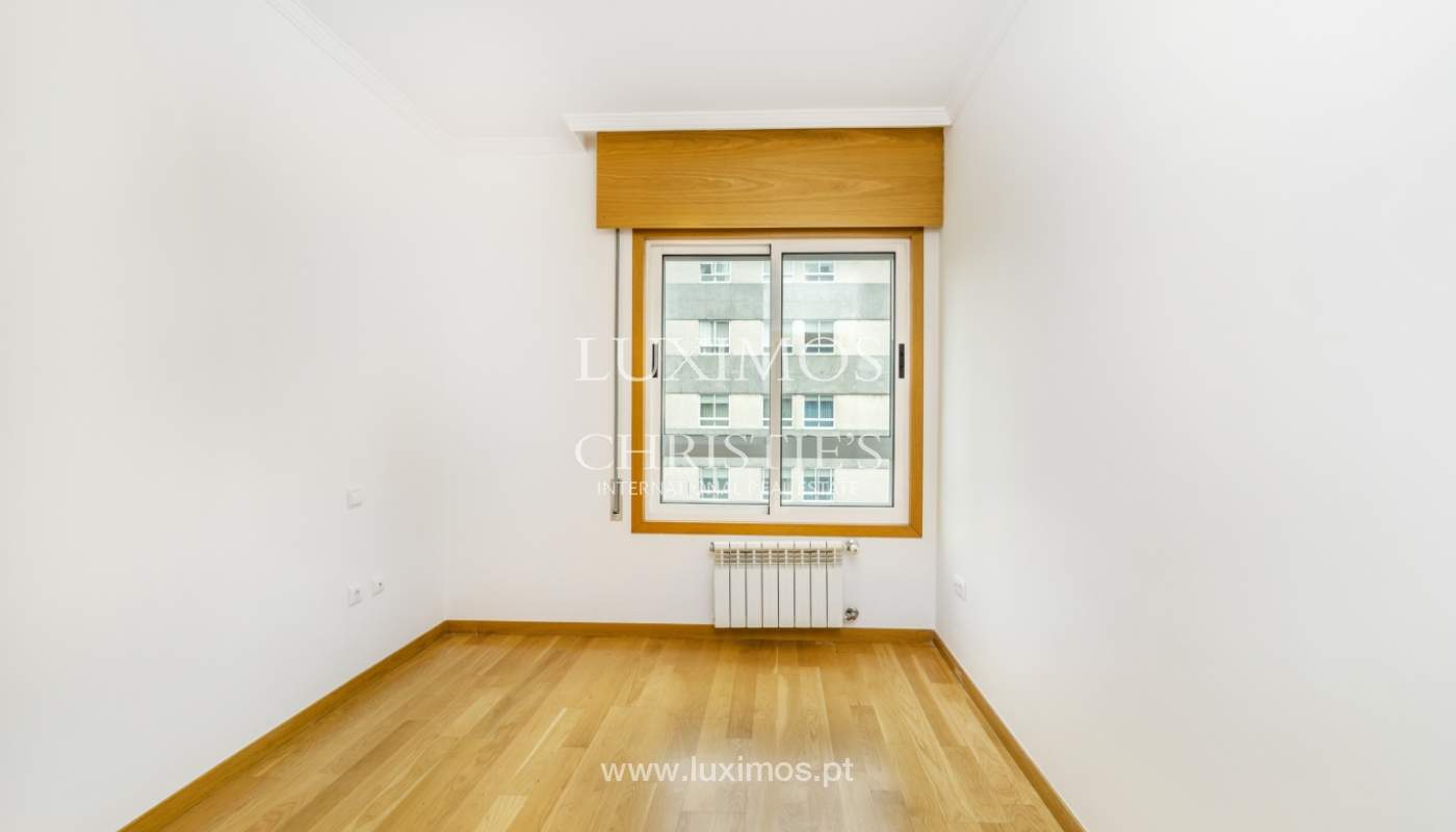 Modern apartment, for sale, in Lordelo do Ouro, Porto, Portugal_138507