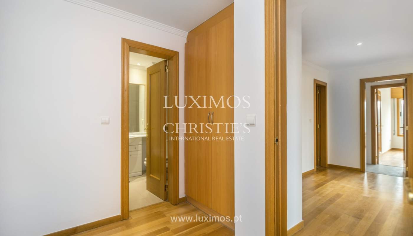 Modern apartment, for sale, in Lordelo do Ouro, Porto, Portugal_138508