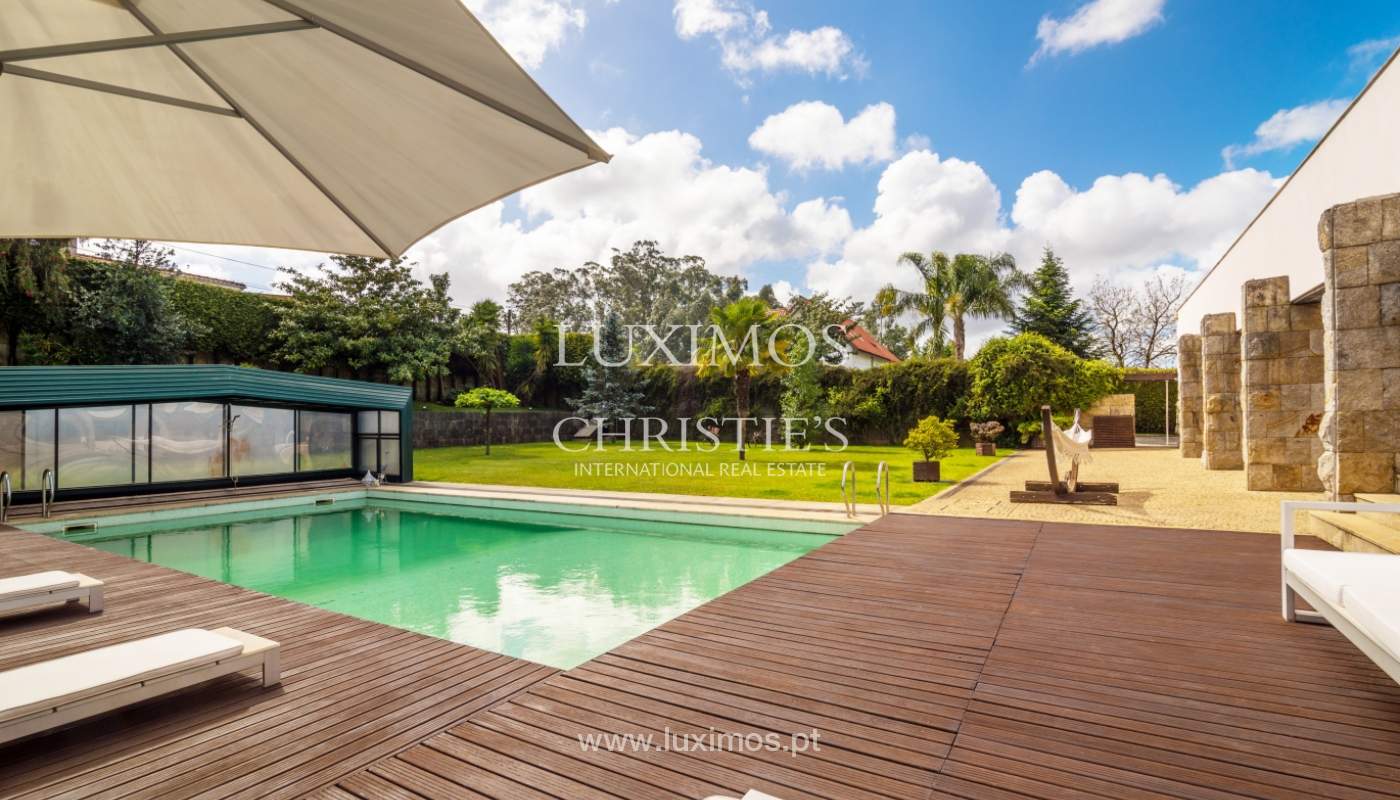 Sale of contemporary luxury villa with pool and garden, Trofa, Portugal_138798