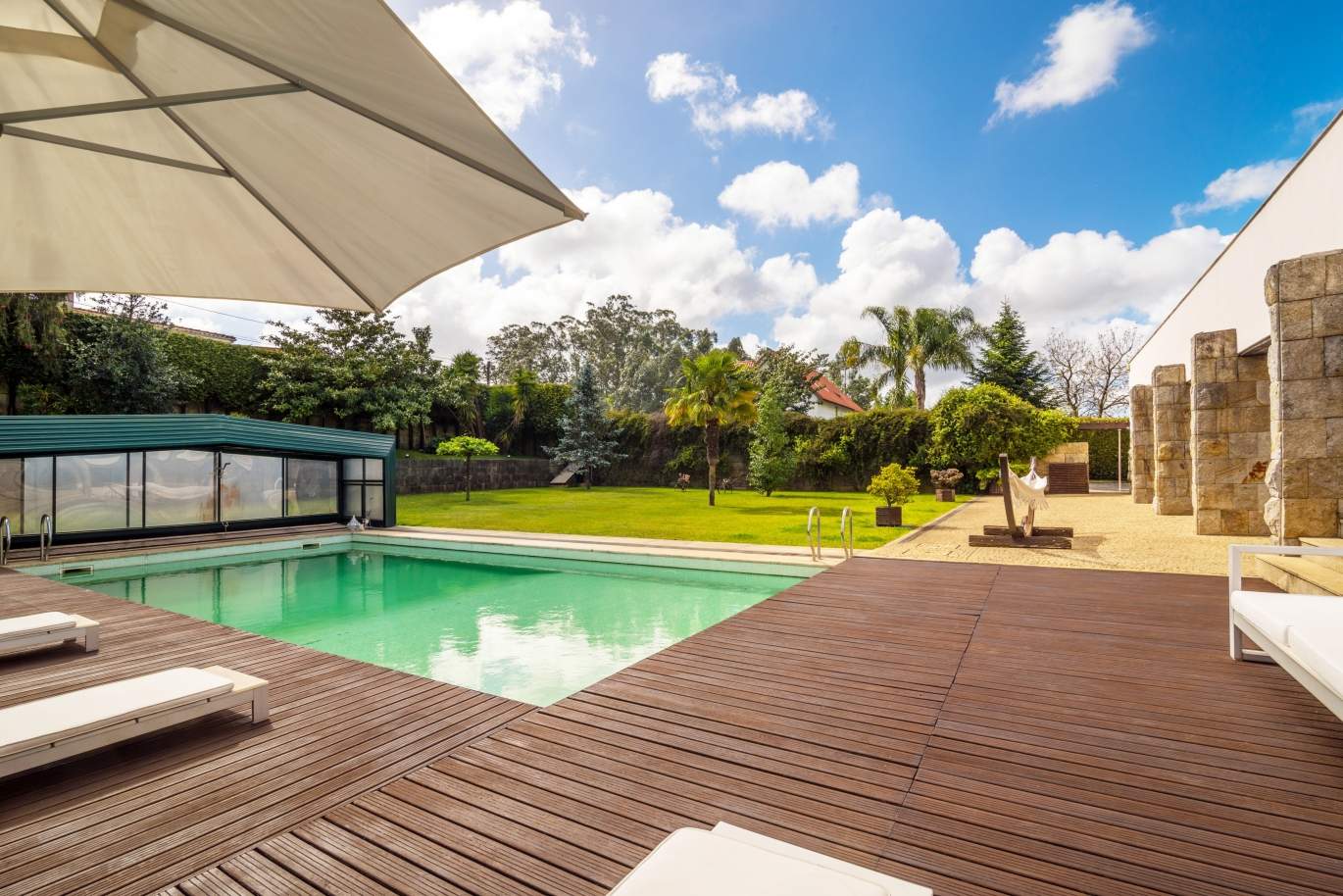 Verkauf einer zeitgenössischen Luxusvilla mit Pool und Garten, Trofa, Portugal_138798