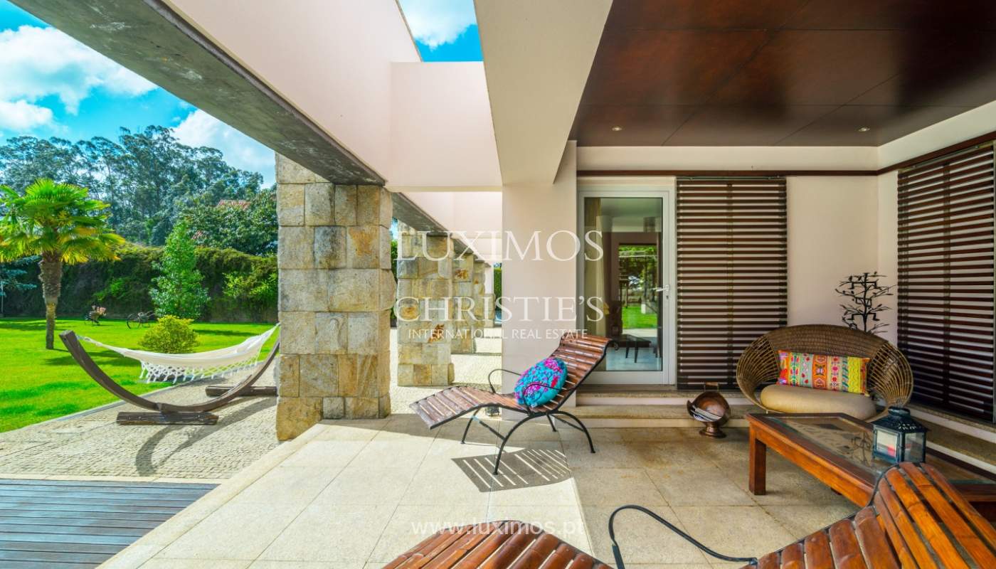 Sale of contemporary luxury villa with pool and garden, Trofa, Portugal_138800