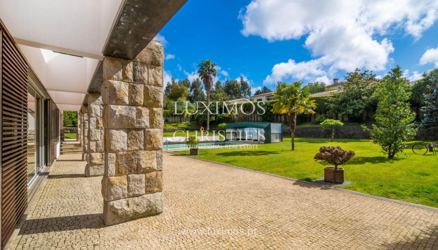 Sale of contemporary luxury villa with pool and garden, Trofa, Portugal_138804