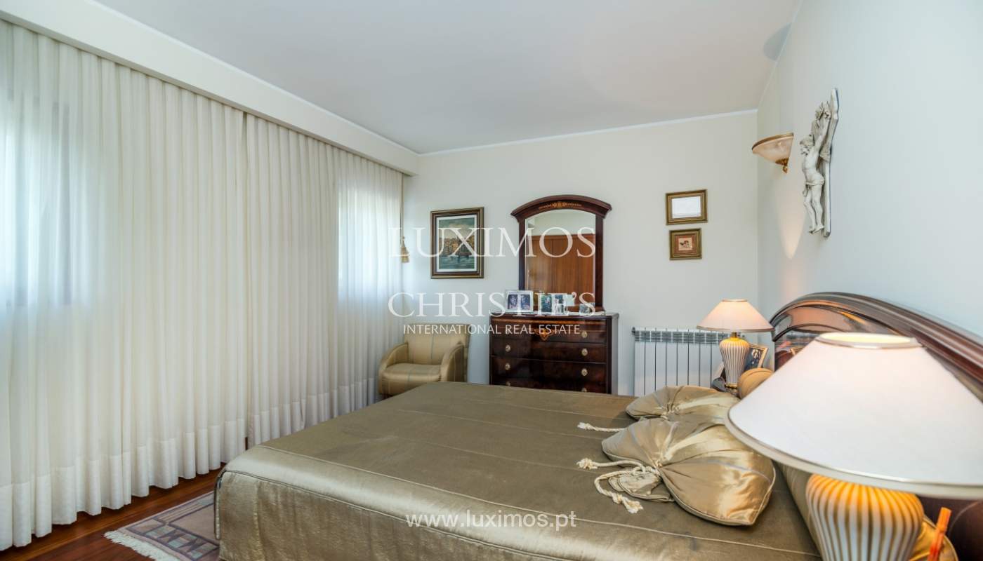 Sale of contemporary luxury villa with pool and garden, Trofa, Portugal_138809