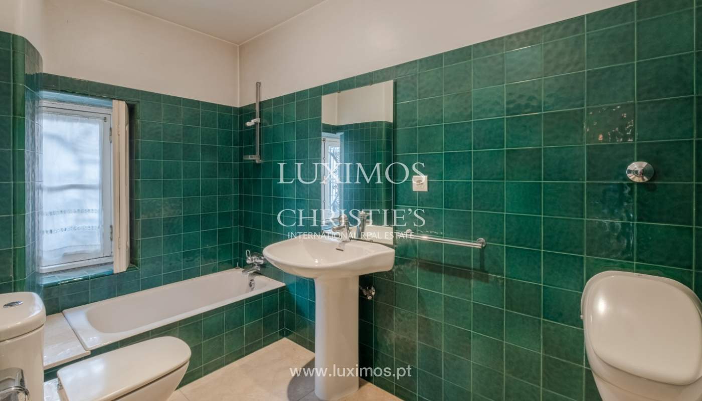 Moradia centenária com piscina e jardim, para arrendamento, no Porto_138966