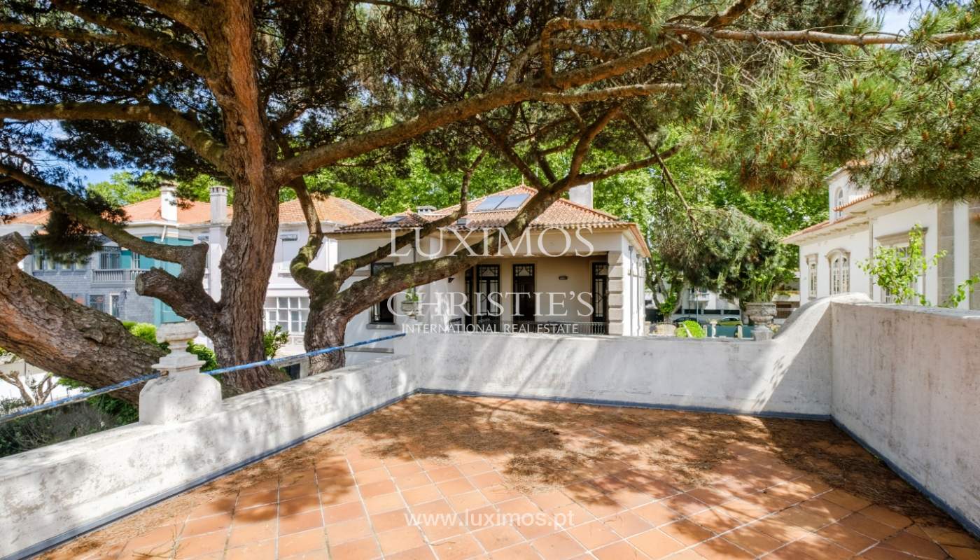 Moradia centenária com piscina e jardim, para arrendamento, no Porto_138986