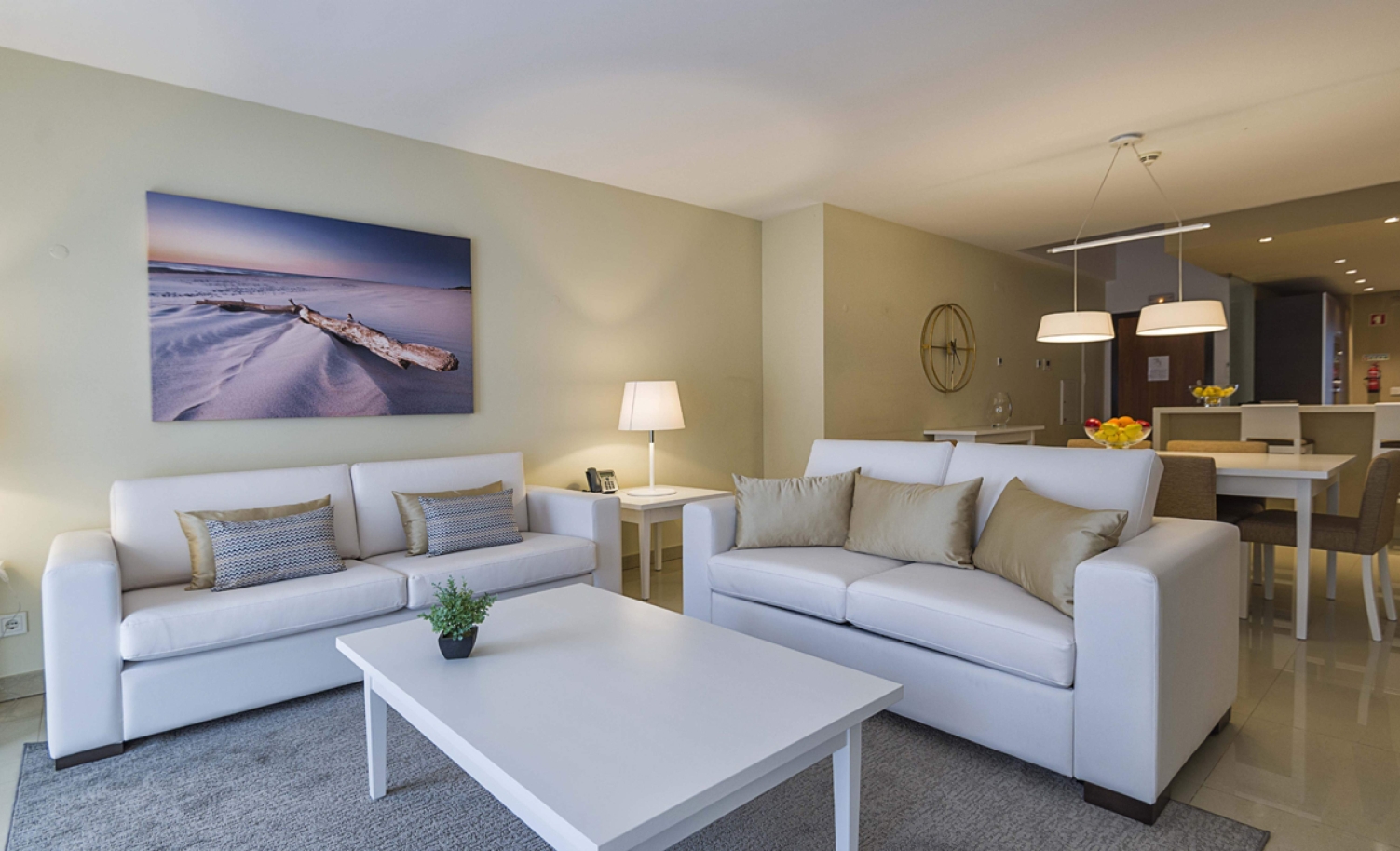 Sale of contemporary apartment in exclusive Golf Resort, Algarve._139156