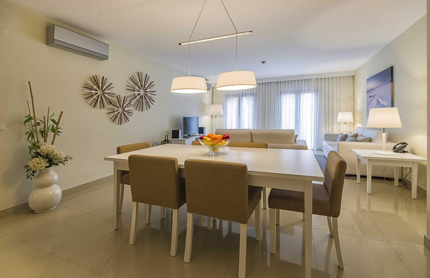 Sale of contemporary apartment in exclusive Golf Resort, Algarve._139181