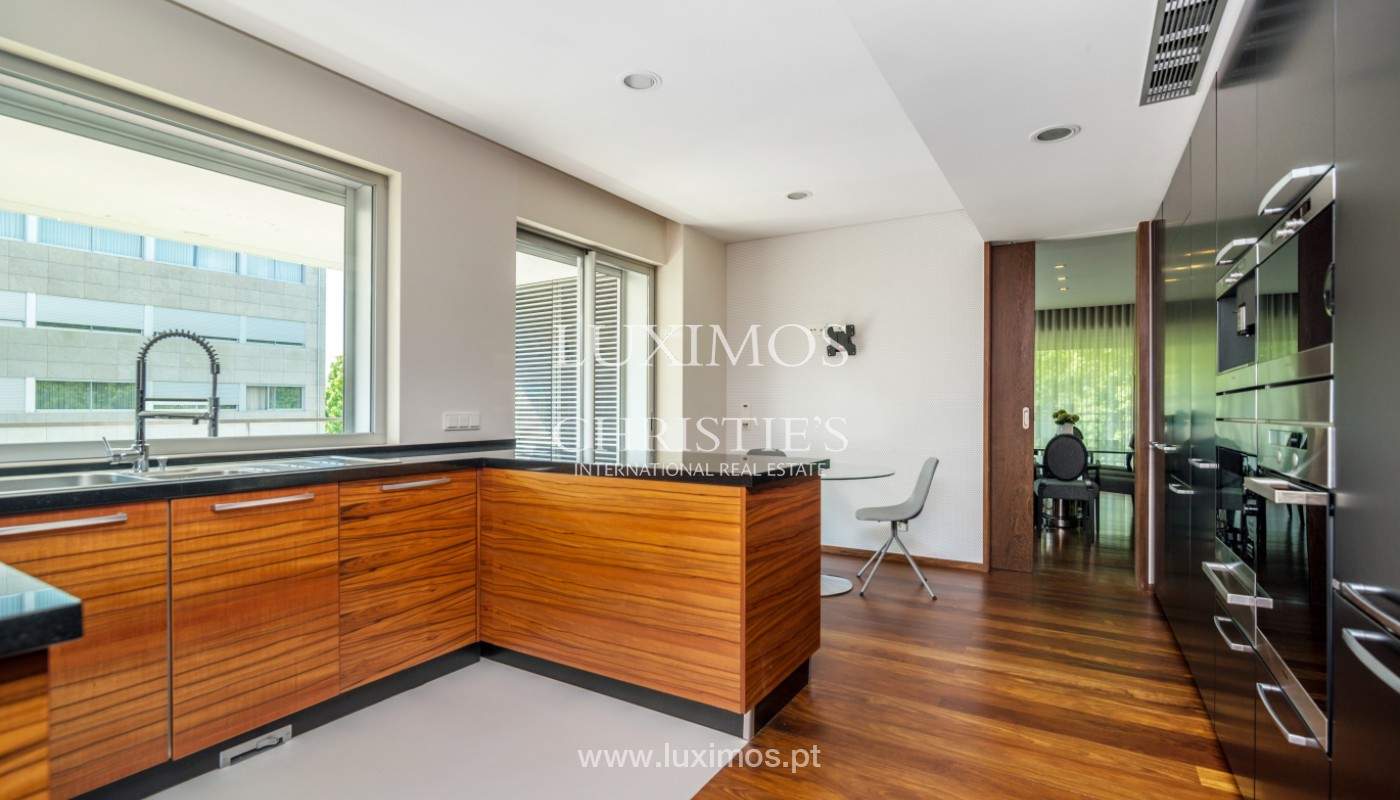 Arrendamento de apartamento com vista de rio em condomínio fechado, no Porto_139981