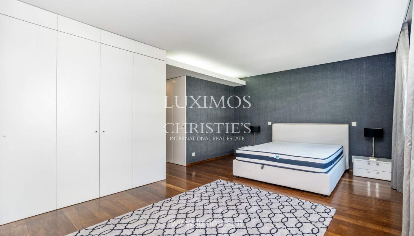 Arrendamento de apartamento com vista de rio em condomínio fechado, no Porto_139985