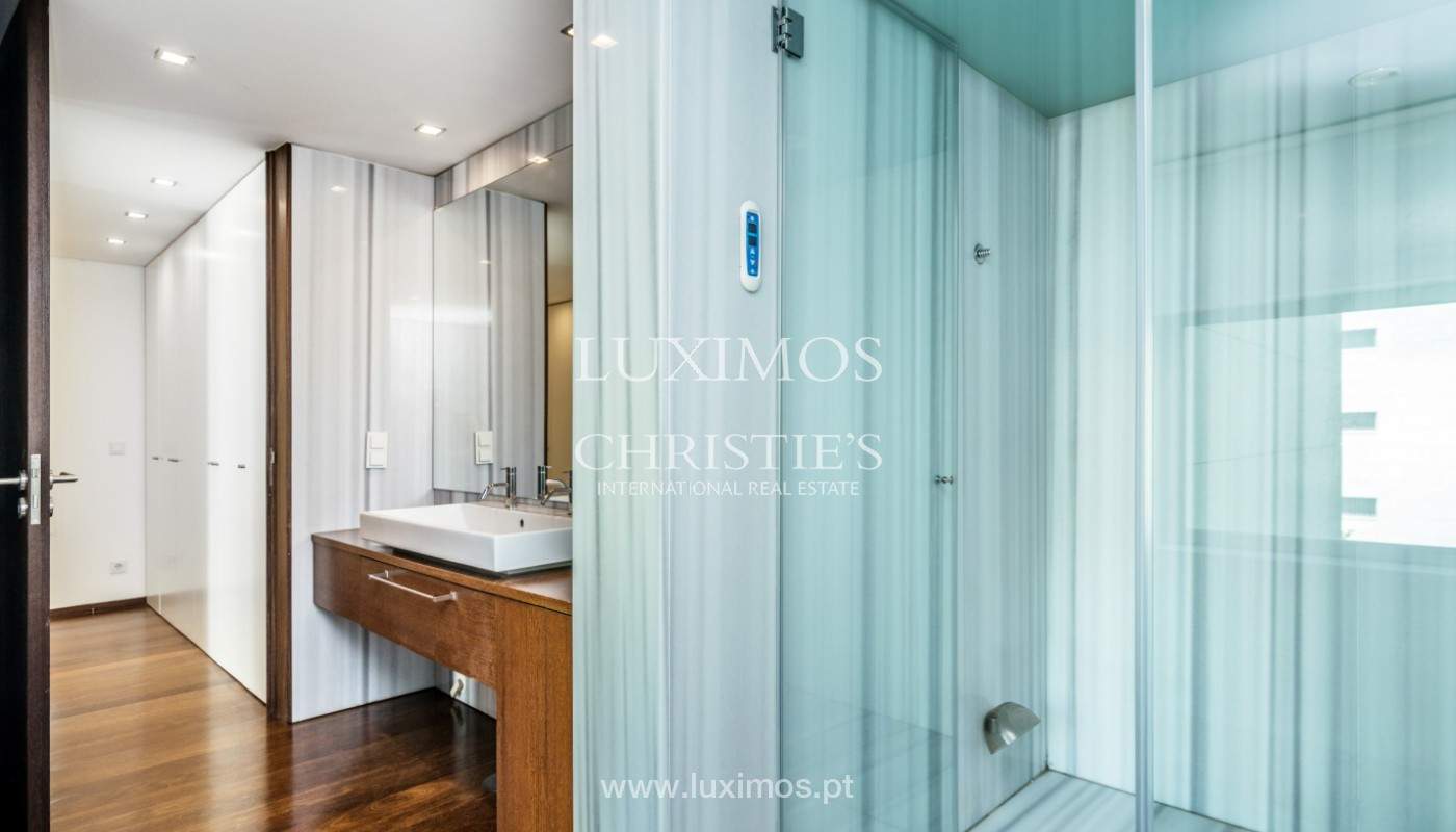 Arrendamento de apartamento com vista de rio em condomínio fechado, no Porto_139986