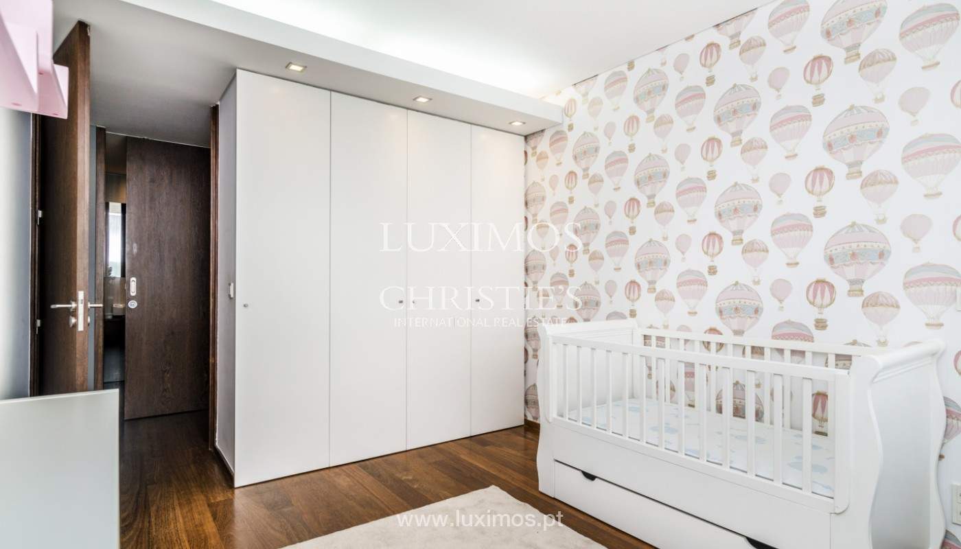 Arrendamento de apartamento com vista de rio em condomínio fechado, no Porto_139987