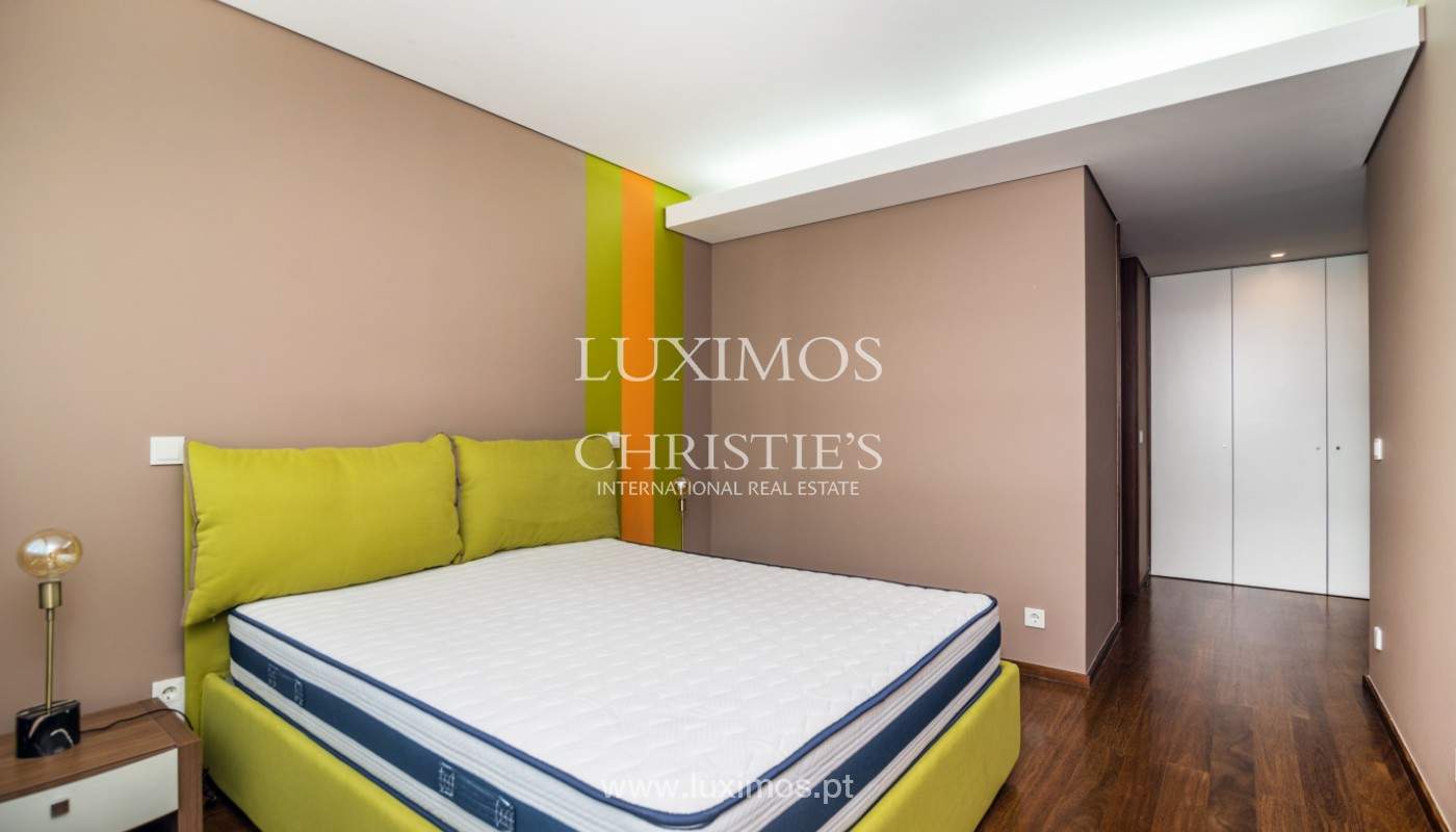 Arrendamento de apartamento com vista de rio em condomínio fechado, no Porto_139993