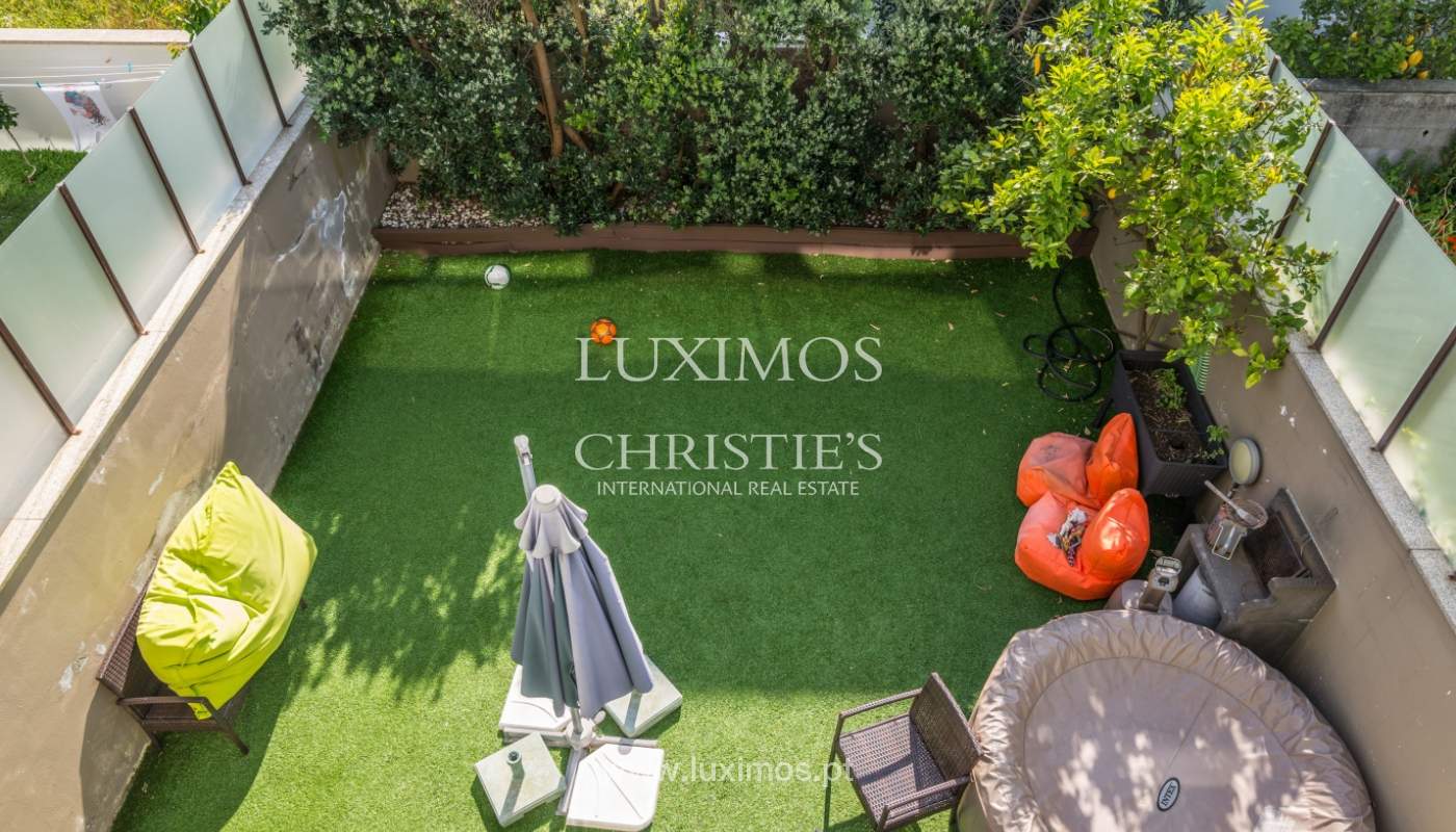 Moradia com terraço e jardim, para venda, em Senhora da Hora, Portugal_140452