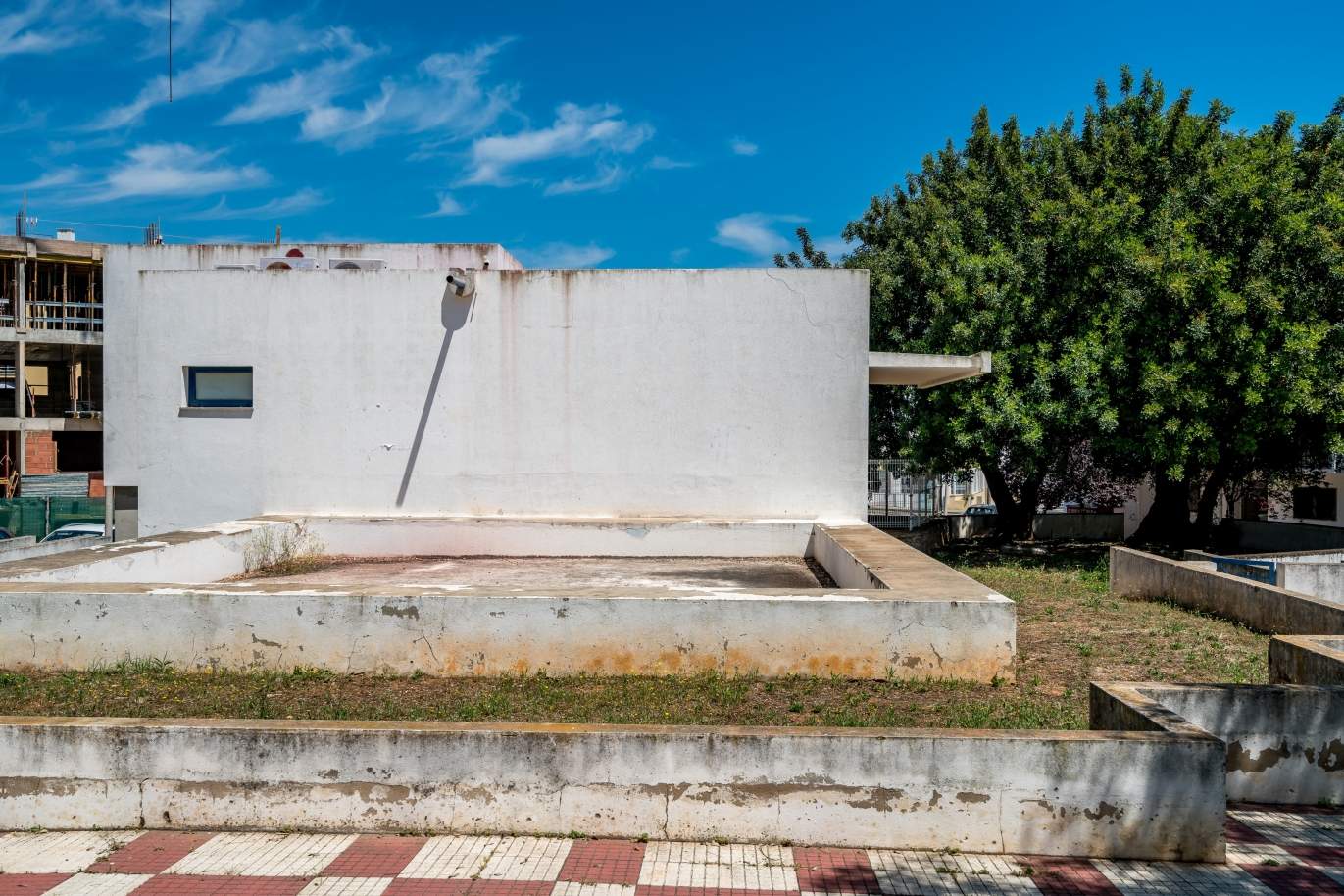 Multipurpose building for services, for sale, in Tavira, Portugal_141176