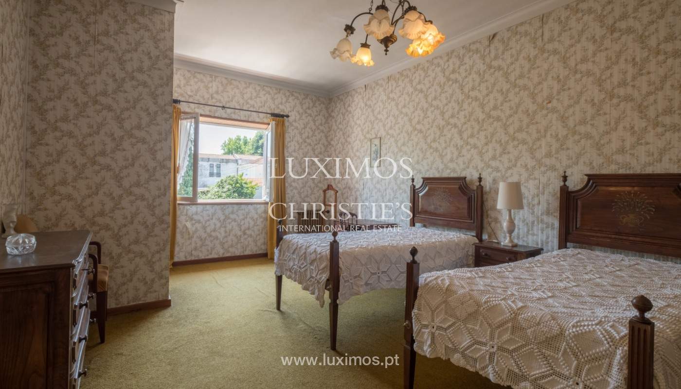 Sale of country house, with gardens and pool, V. N. Famalicão, Portugal_141231