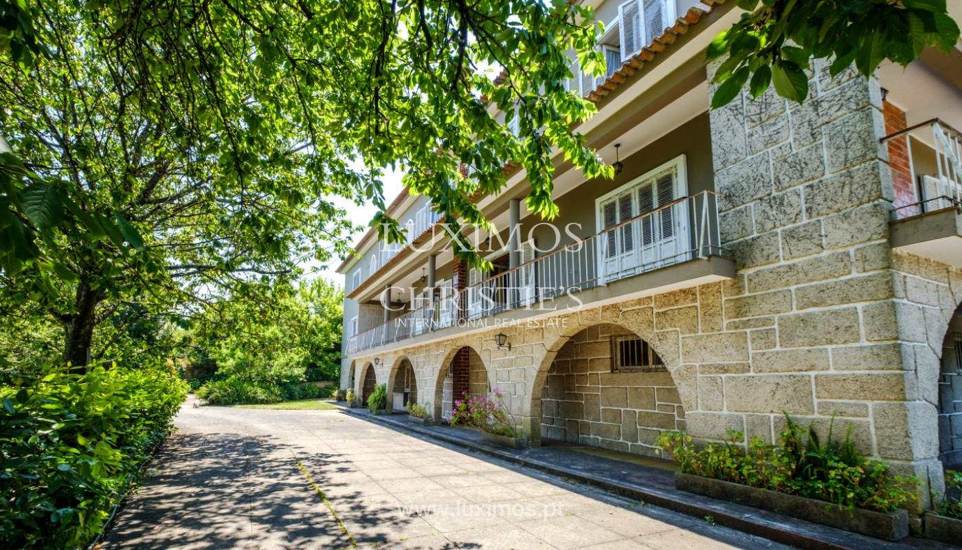 Sale of country house, with gardens and pool, V. N. Famalicão, Portugal_141272