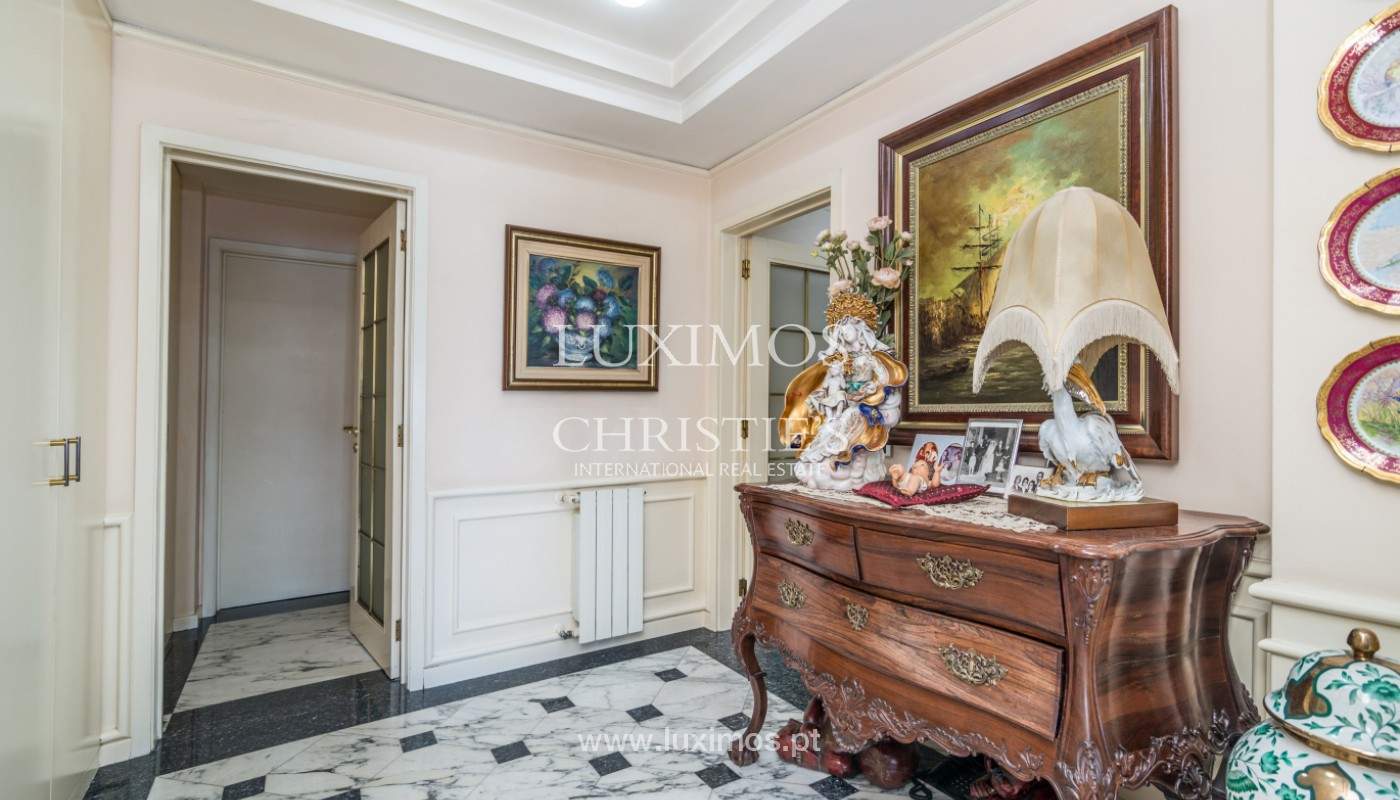 Venda de apartamento, em primeira linha de mar, Foz do Douro, Portugal_141300