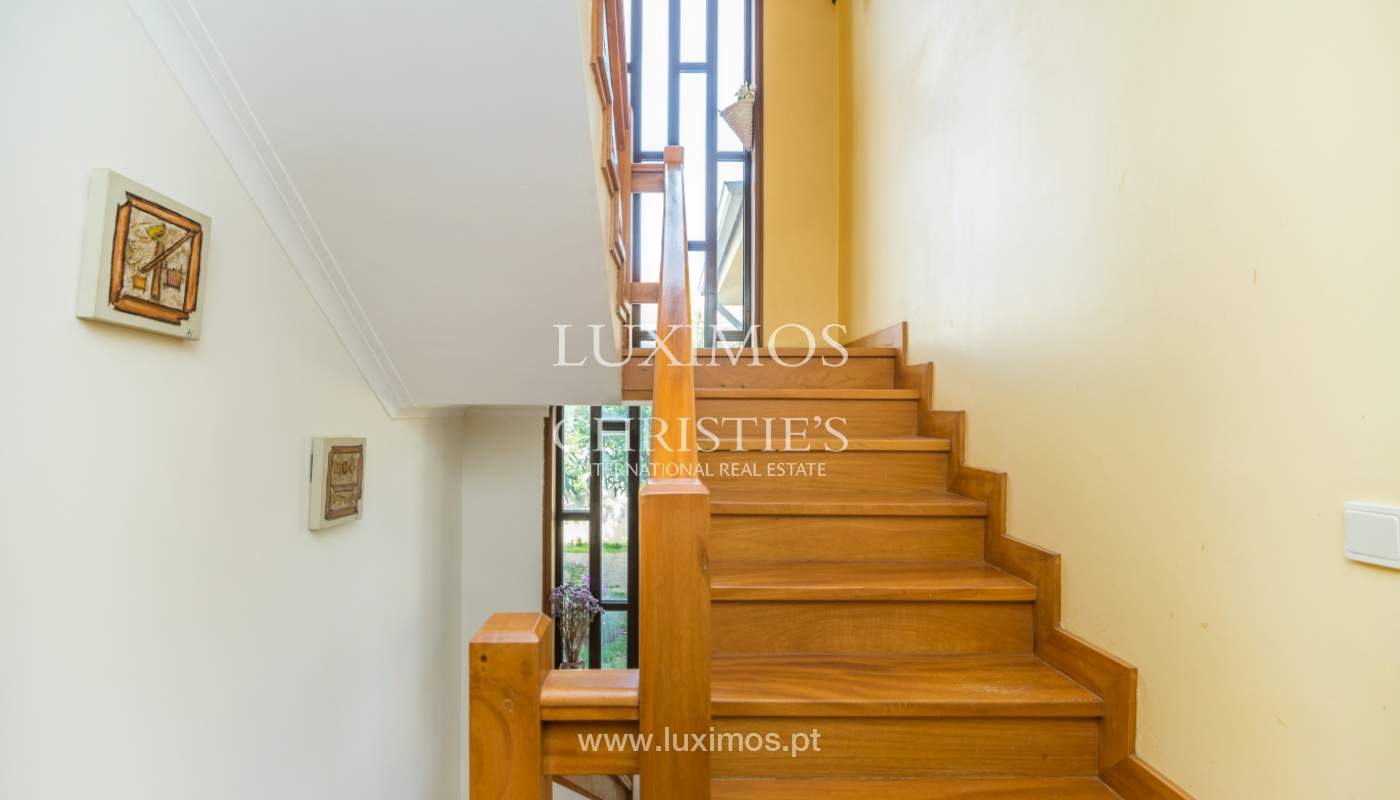 Villa with ocean views, for sale, in Madalena, Gaia, Portugal_142013