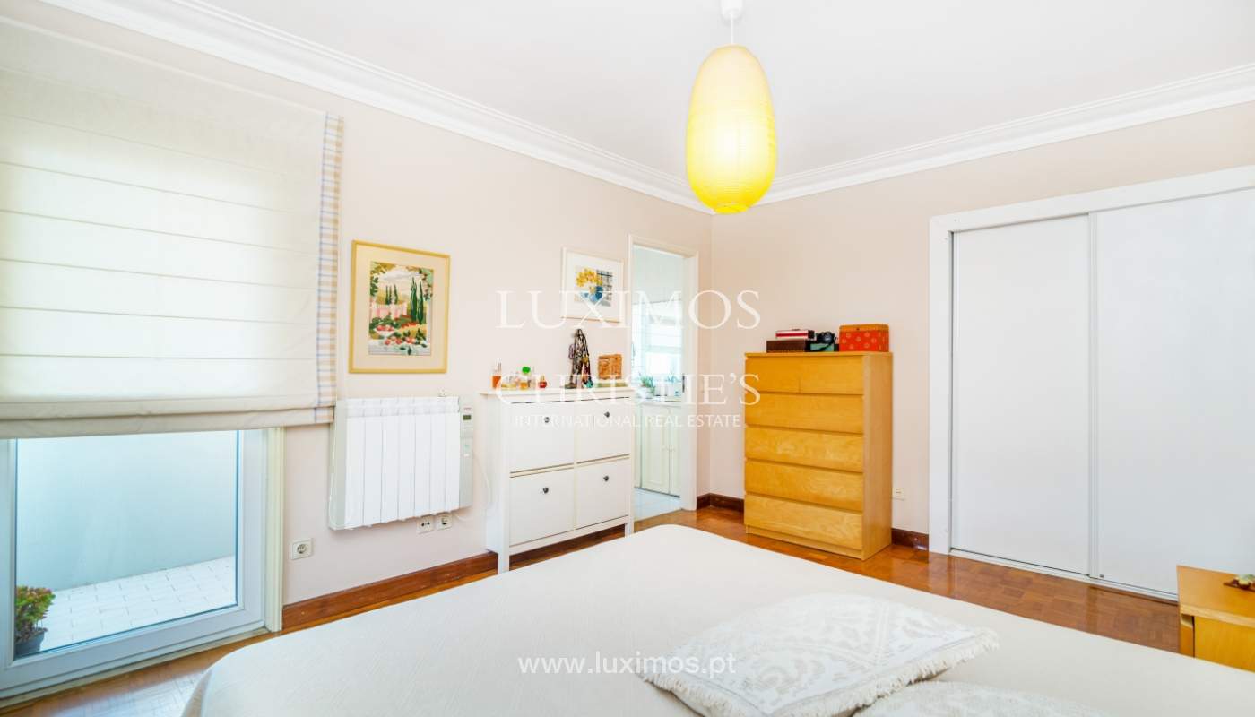 Villa with ocean views, for sale, in Madalena, Gaia, Portugal_142017