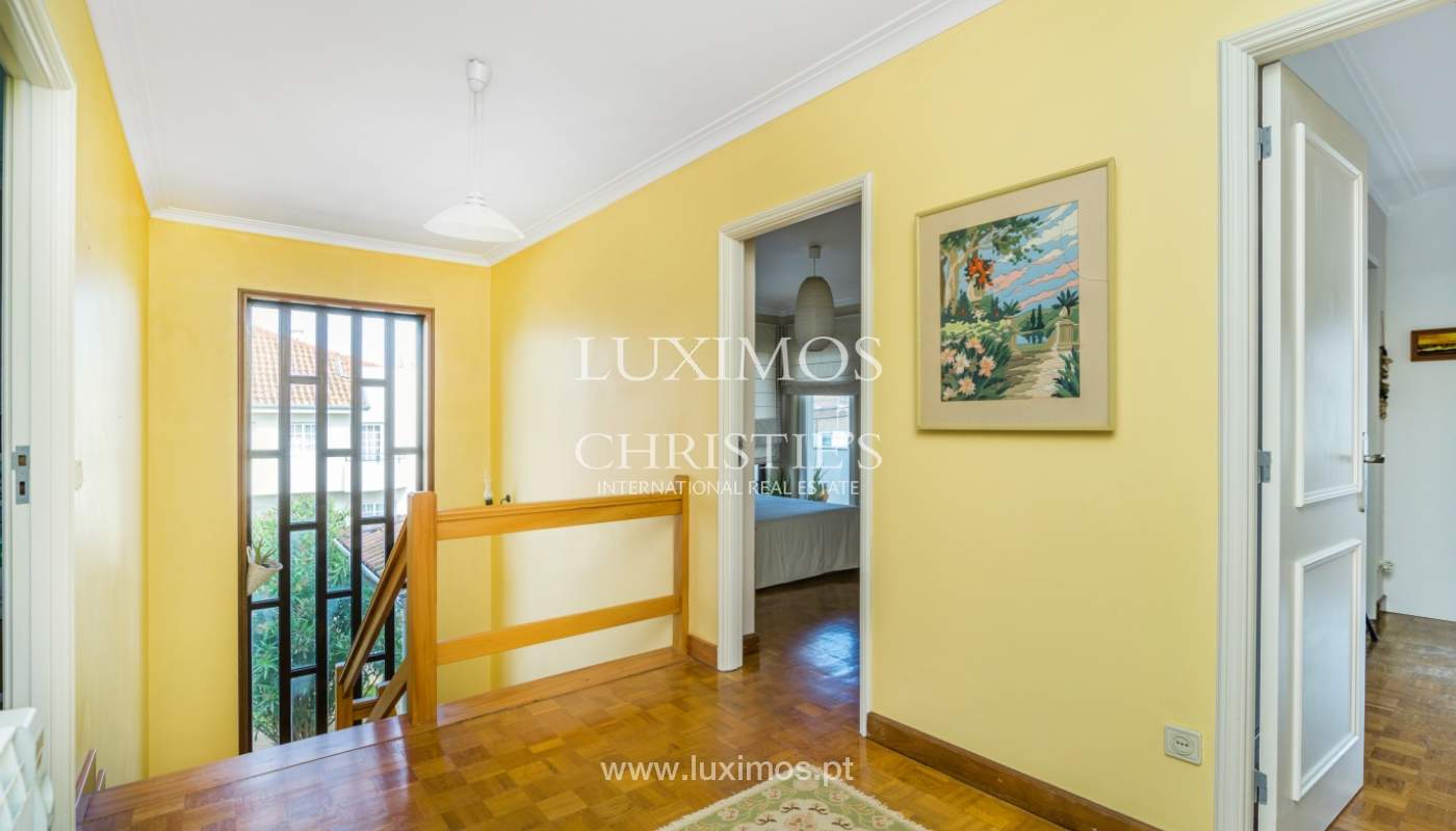 Villa with ocean views, for sale, in Madalena, Gaia, Portugal_142020