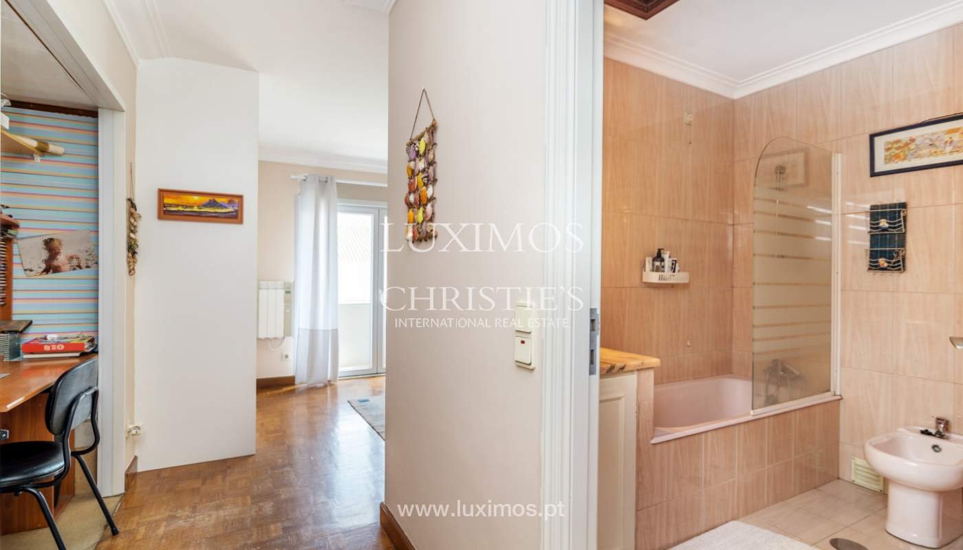 Villa with ocean views, for sale, in Madalena, Gaia, Portugal_142023