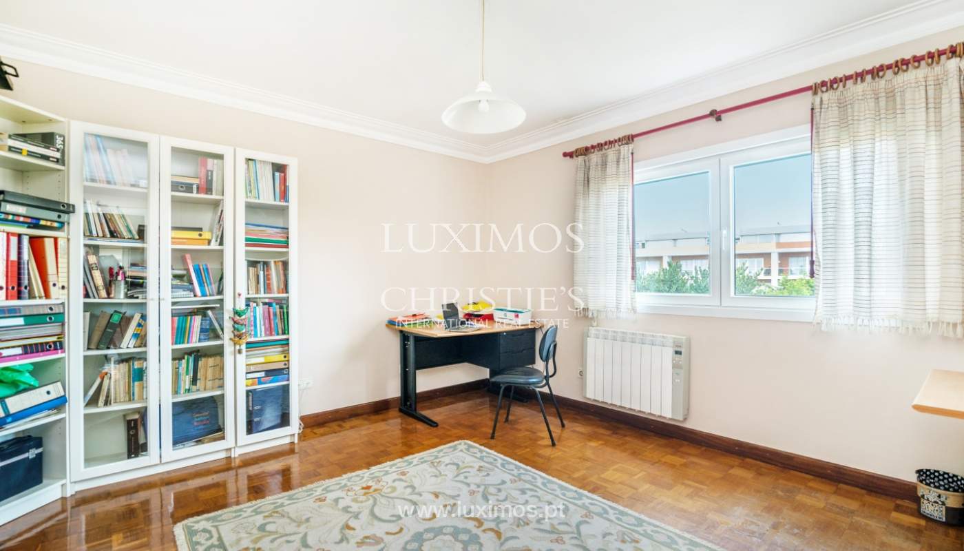 Villa with ocean views, for sale, in Madalena, Gaia, Portugal_142025