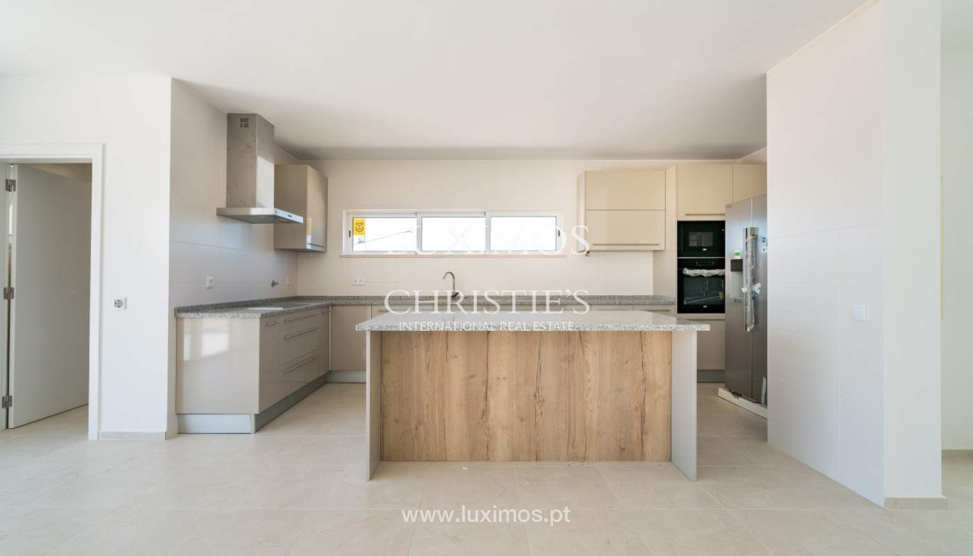Sale of new contemporary villa with pool in Loulé, Algarve, Portugal_142803