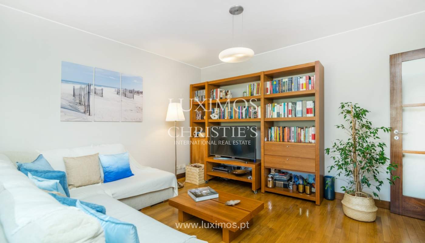 Apartment with balcony, for sale, in Lordelo do Ouro, Porto, Portugal_143437