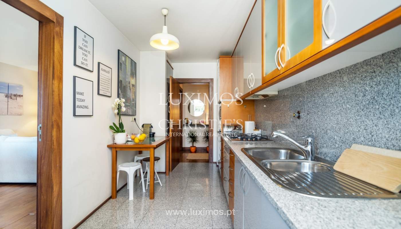 Apartment with balcony, for sale, in Lordelo do Ouro, Porto, Portugal_143442