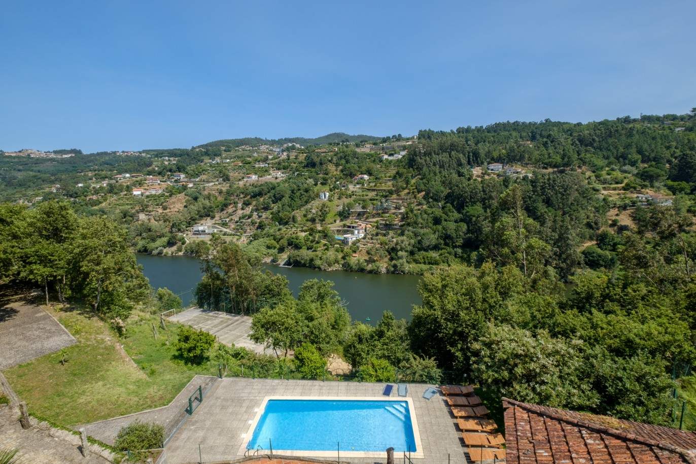 Quinta con vistas al río Douro, en venta, en Cinfães, Portugal_144034