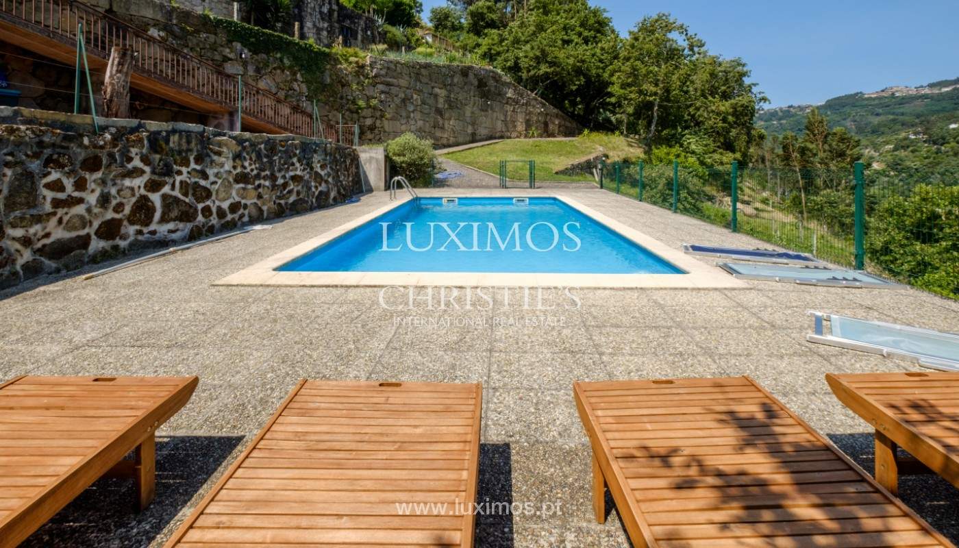 Quinta com vistas para o rio Douro, para venda, em Cinfães_144052