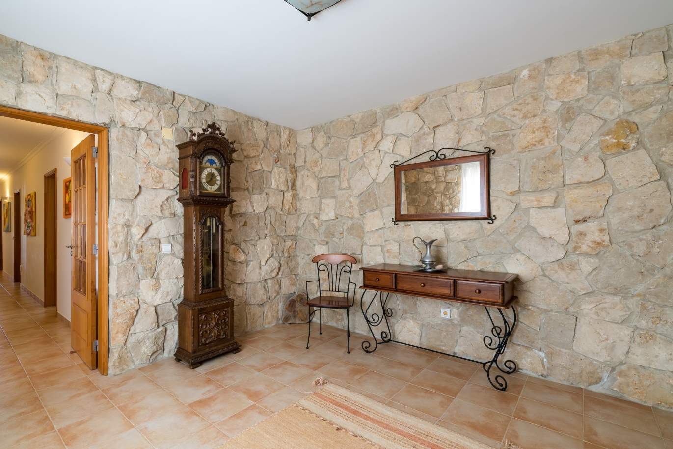 Villa mit 4 Schlafzimmern und Swimmingpool, zu verkaufen, Quelfes, Olhão, Algarve_144150