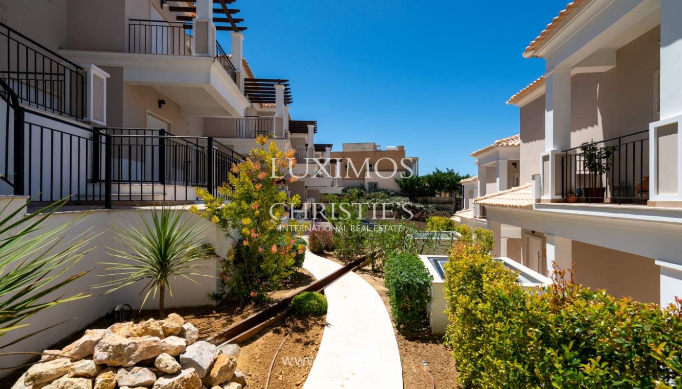 Moradia V2 nova, com piscina e garagem, Albufeira, Algarve_144715