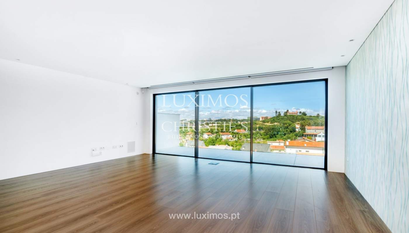 Moradia com vista rio e mar, para venda, em Canidelo_144974