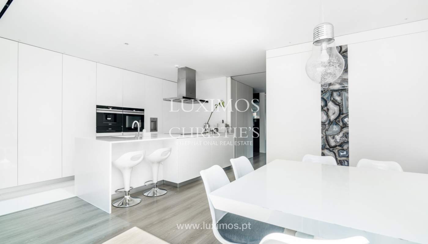 Moradia com vista rio e mar, para venda, em Canidelo_144977