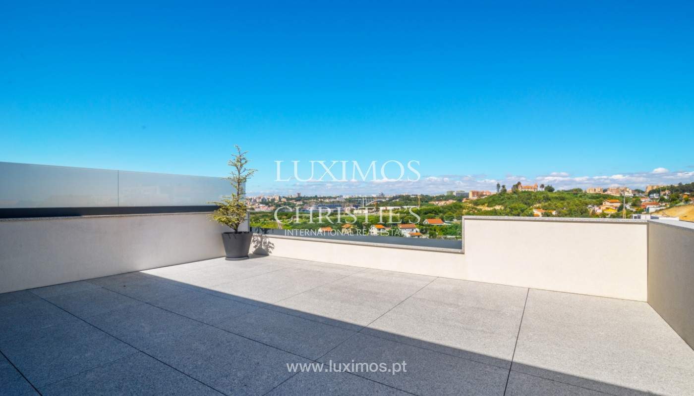 Moradia com vista rio e mar, para venda, em Canidelo_144989