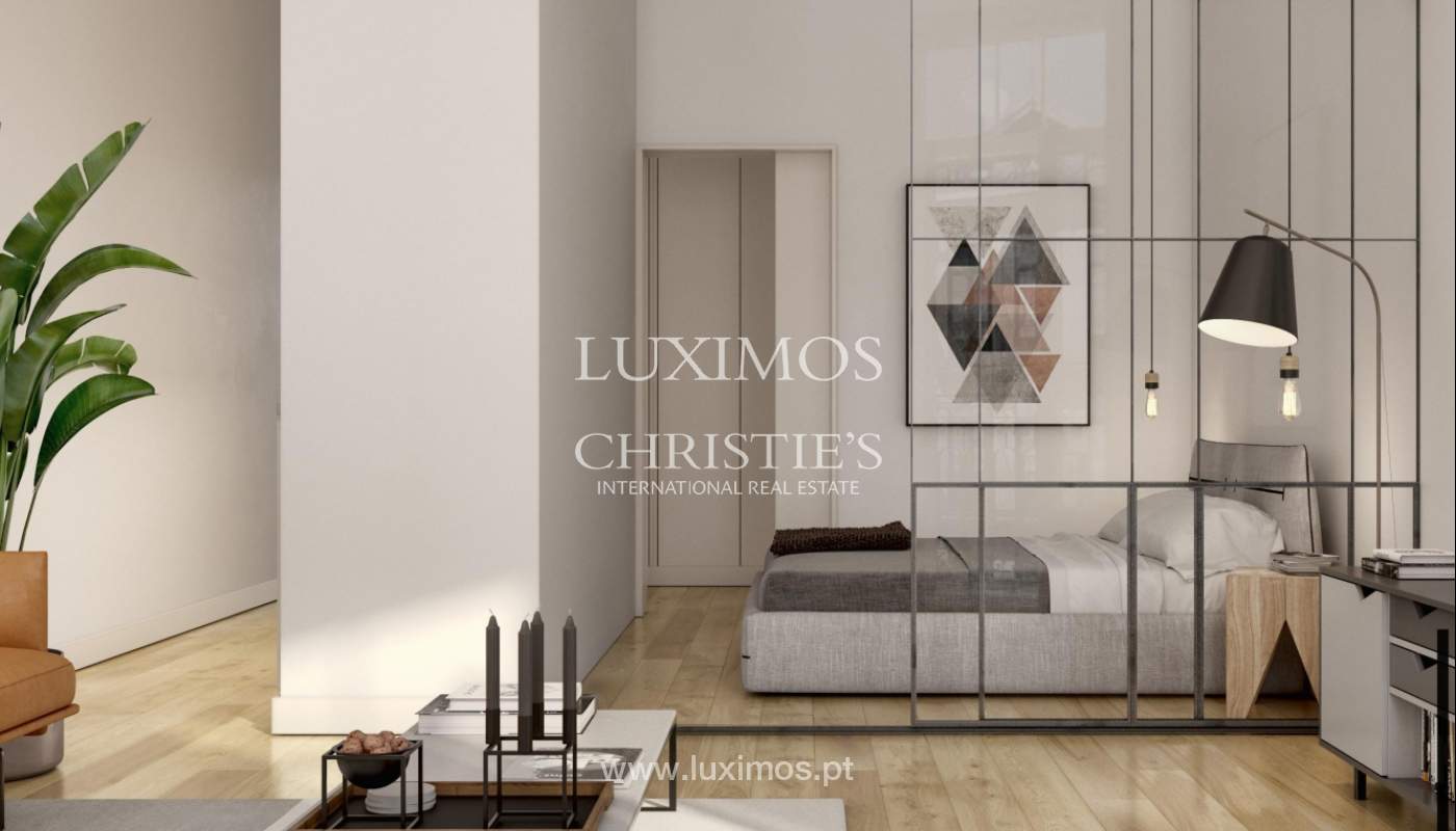 Wohnung mit Balkon, zu verkaufen, im Zentrum von Porto_145233