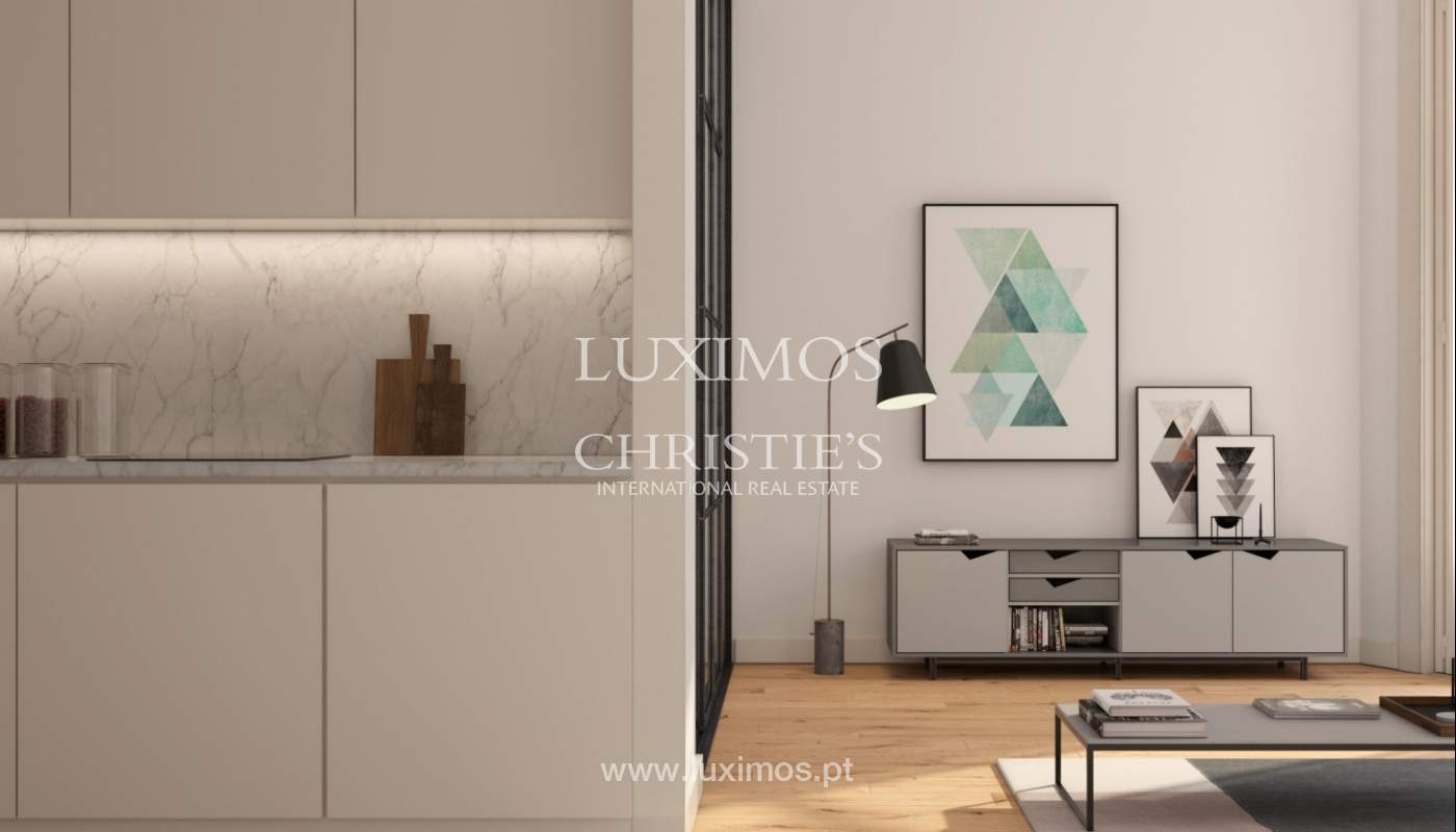 Wohnung mit Balkon, zu verkaufen, im Zentrum von Porto_145252