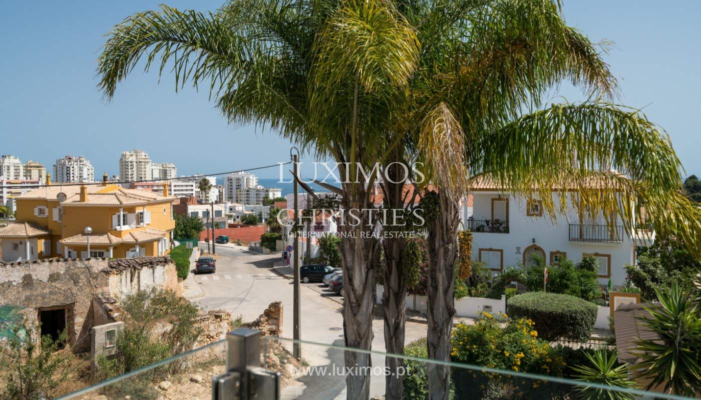 Villa with 5 bedrooms ,pool and garden, for sale, Armação de Pêra, Algarve