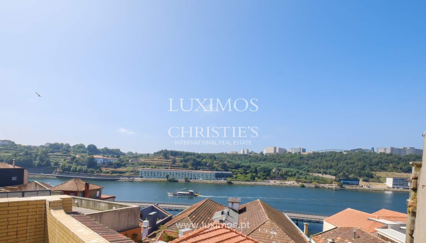 Bâtiment avec vue sur le fleuve, à vendre, Centre de Porto, Portugal_146048