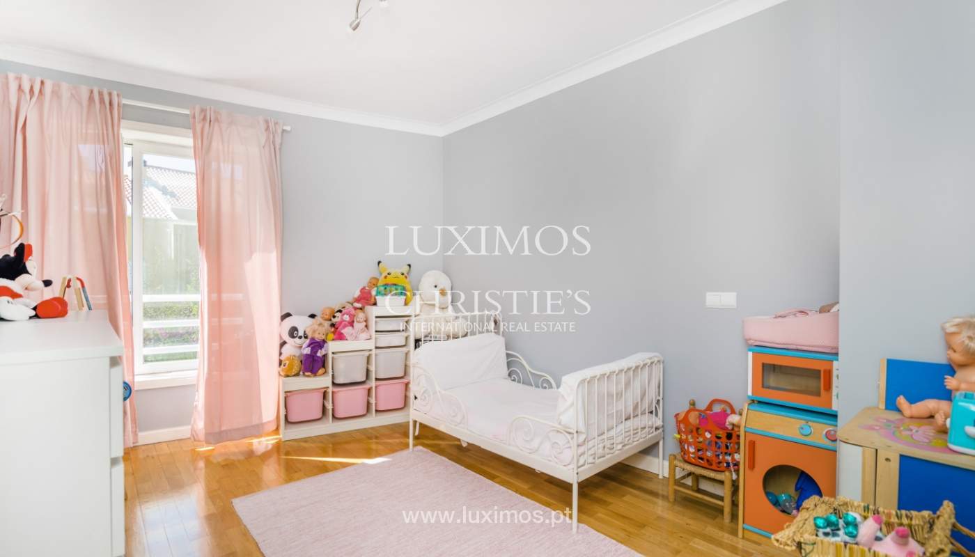 Villa mit Garten und Hallenbad, zu verkaufen, in Foz do Douro, Portugal_146173