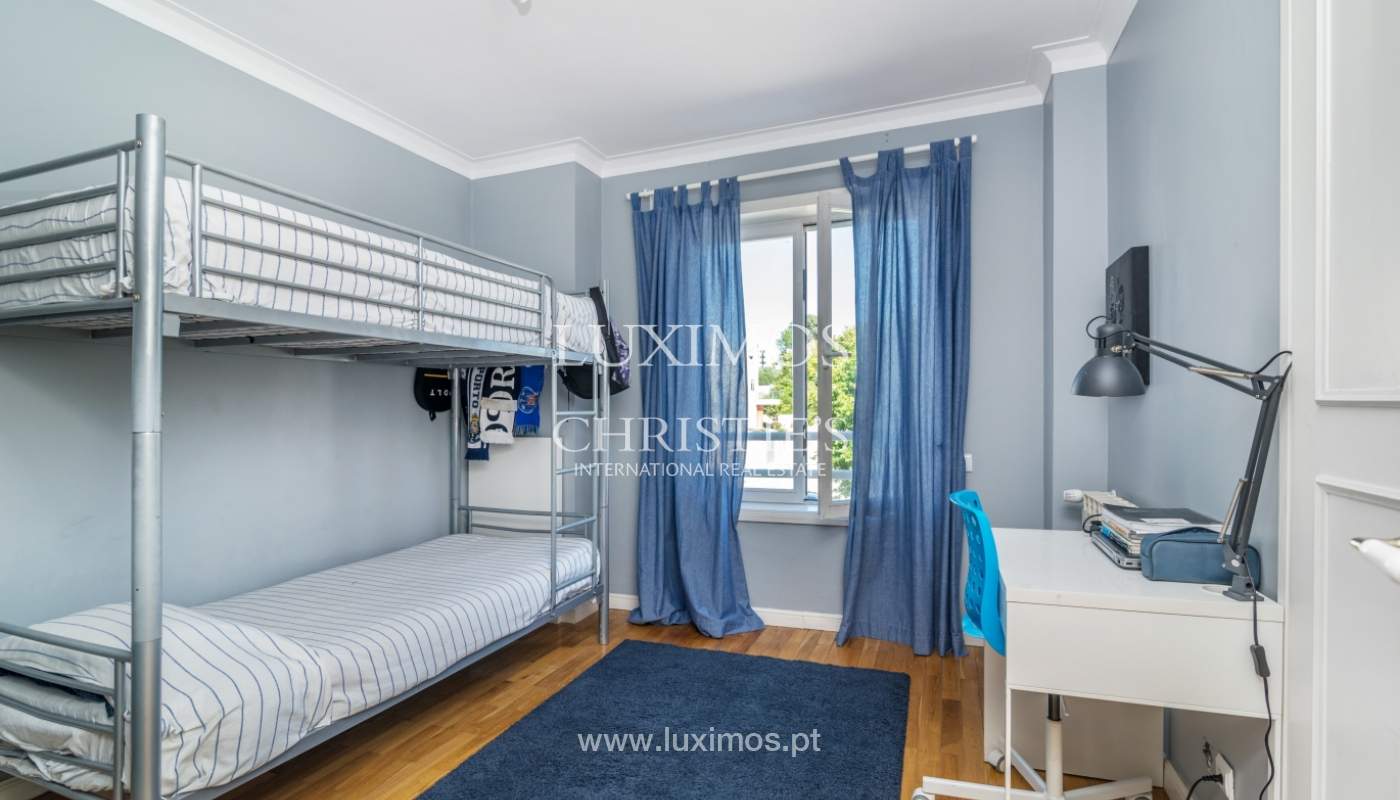 Villa mit Garten und Hallenbad, zu verkaufen, in Foz do Douro, Portugal_146180