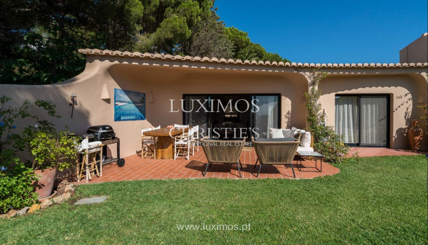 Sale of luxury villa in Porches, Lagoa, Algarve, Portugal