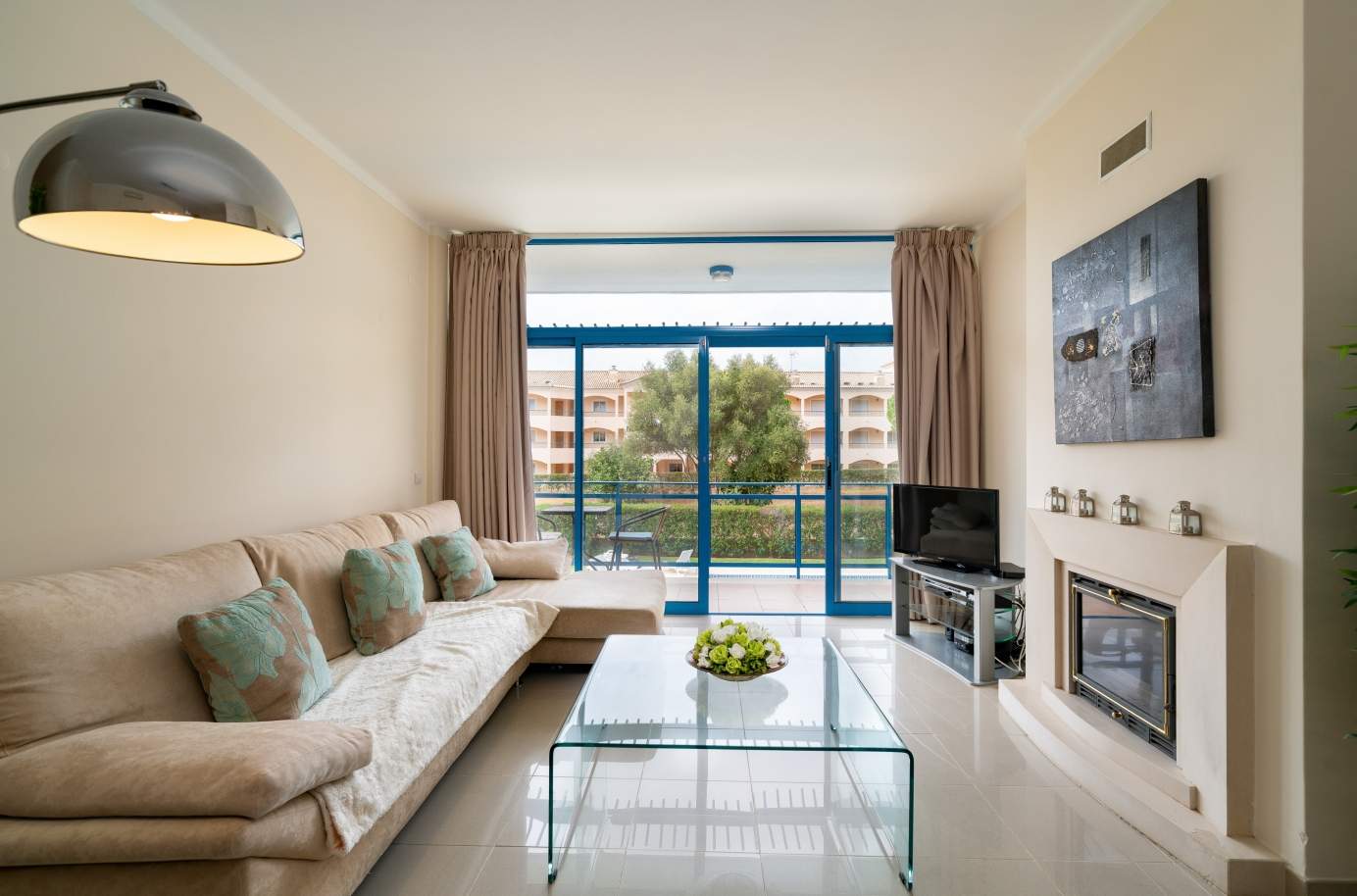 Apartment with 2 bedrooms, private condominium, Vilamoura, Algarve_150654