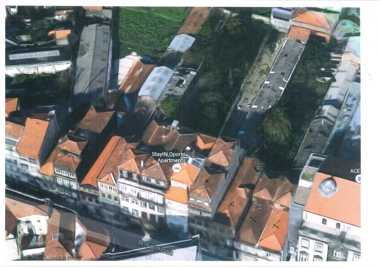 Venta de 3 edificios p/ reconstruir en primera línea en Oporto, Portugal_151035