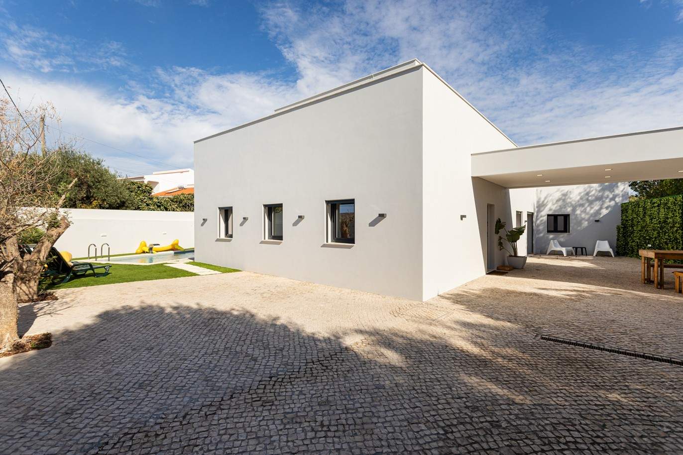 Zeitgenössische Villa, mit Meer- und Bergblick, Santa Barbara de Nexe, Algarve_153926