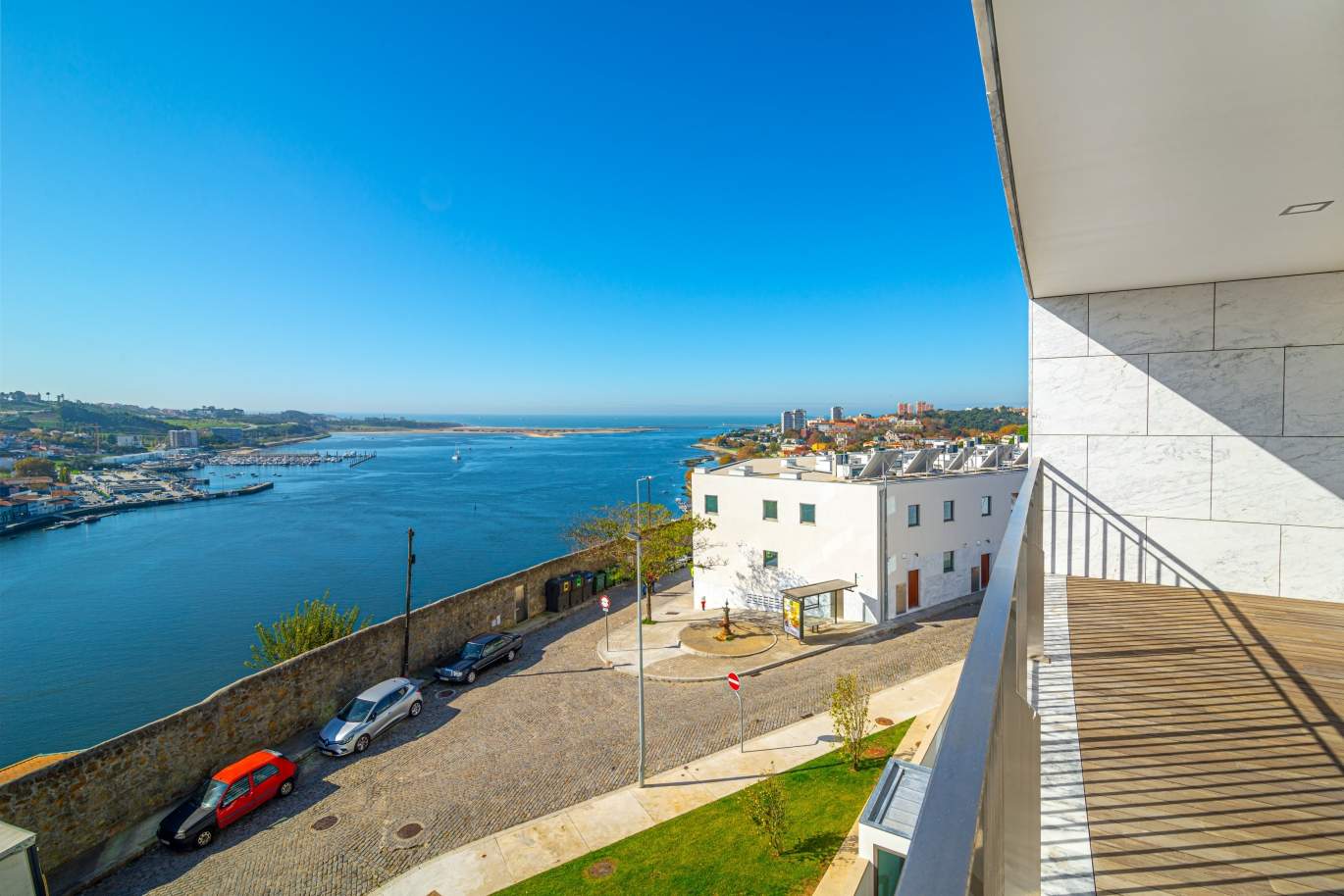 Luxuriöse 3-Zimmer-Wohnung mit Blick auf den Fluss und Foz do Douro, Portugal_154101