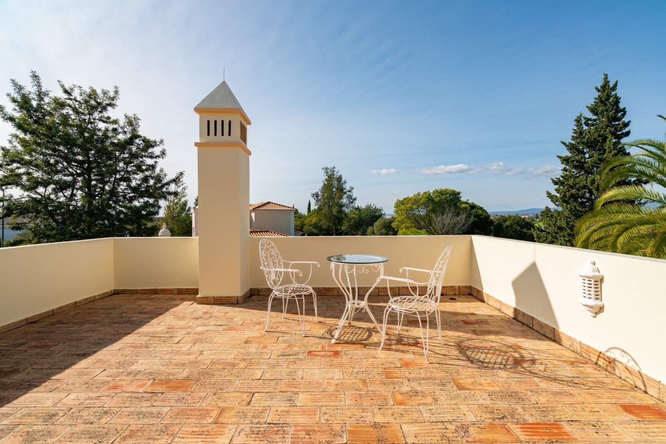 Moradia, com piscina e jardim, Carvoeiro, Algarve_154165