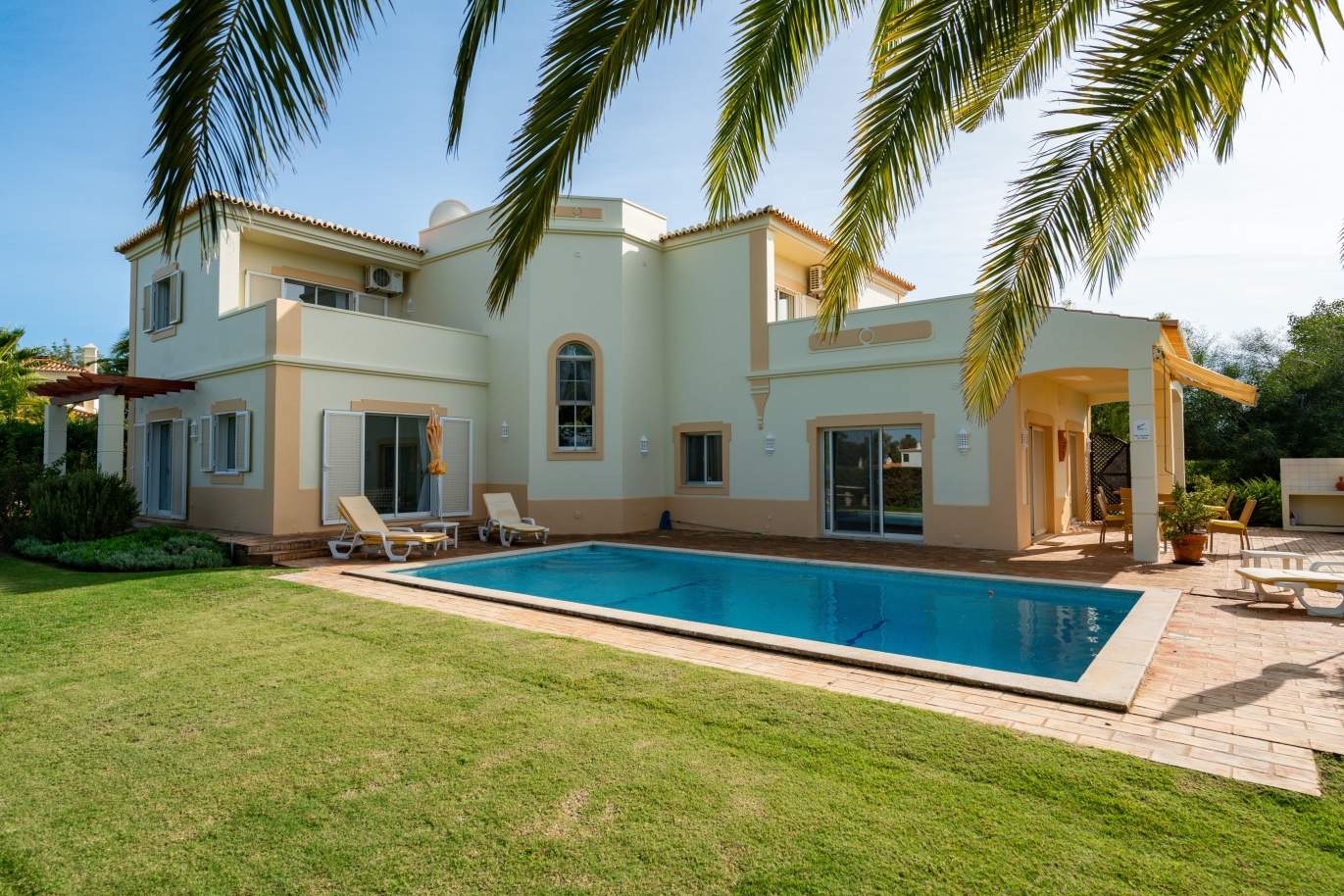 Fabulosa Casa, con piscina y jardín, Carvoeiro, Algarve_154184