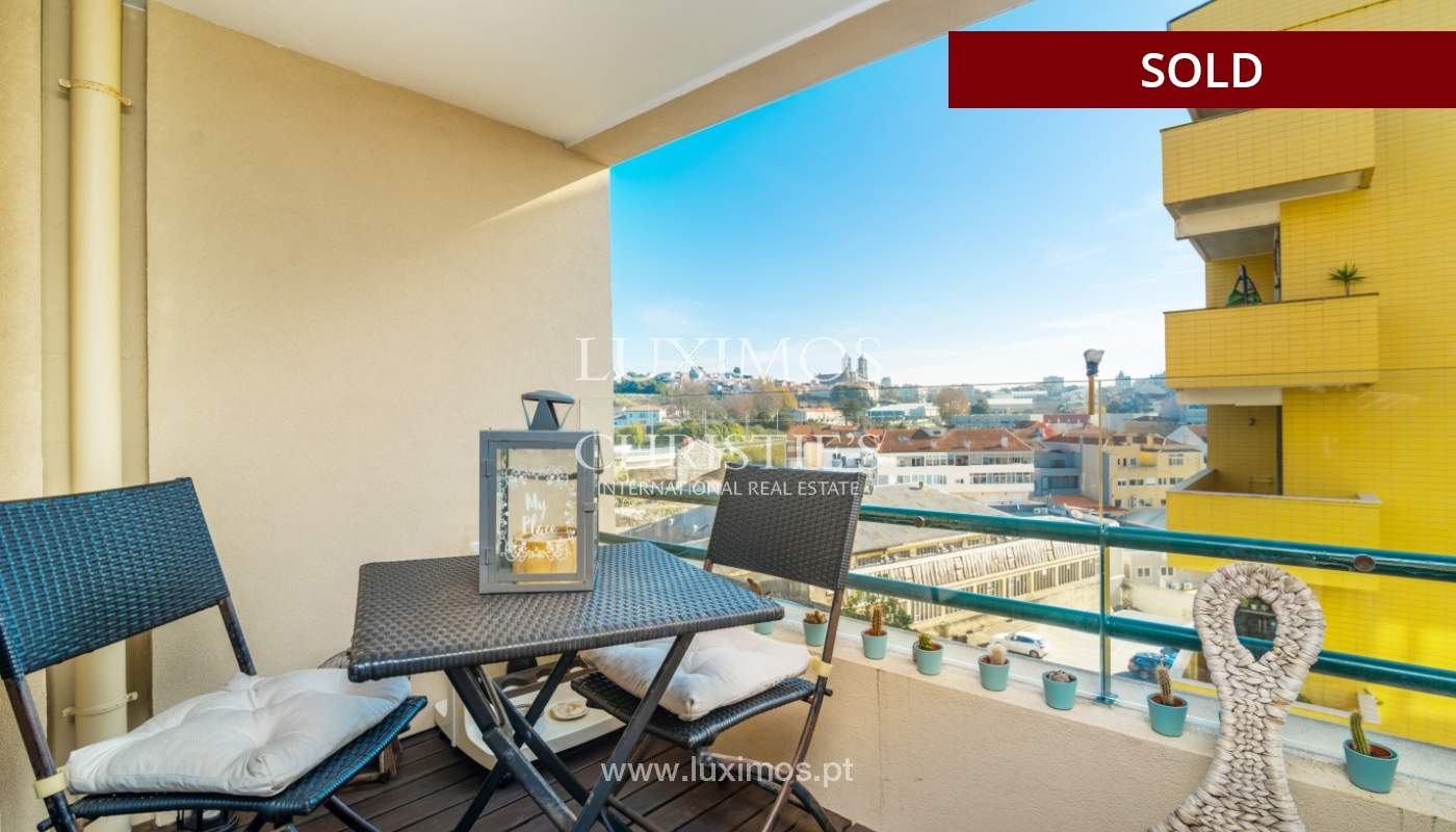 Apartamento con balcón, en venta, en Boavista, Portugal_155572